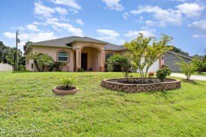 340 Albright Street, Palm Bay, FL 32909 - MLS#1052243