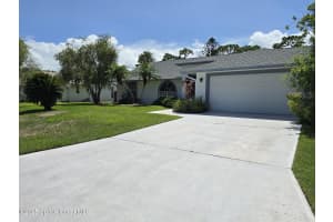 934 Spanish Wells Drive, Melbourne, FL 32940 Sold 08/08/25