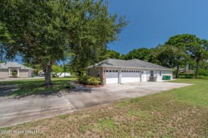 187 Pinta Circle, Merritt Island, FL 32953 - MLS#1052355