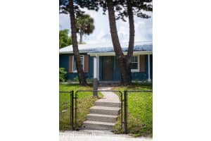 1712 Pineapple Avenue, Melbourne, FL 32935 - MLS#1052381