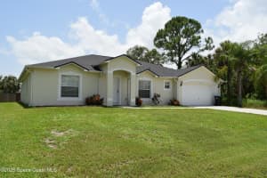 142 Brescia Street, Palm Bay, FL 32907 - MLS#1052516