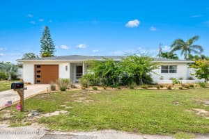 298 Harwood Avenue, Satellite Beach, FL 32937 - MLS#1052801