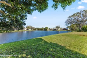 537 Lake Victoria Circle, Melbourne, FL 32940 - MLS#1053024
