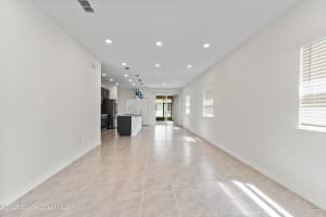 1037 Canfield Circle, Palm Bay, FL 32909 - MLS#1053091