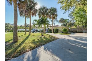 2845 Tropical Avenue, Vero Beach, FL 32960 - MLS#1053178