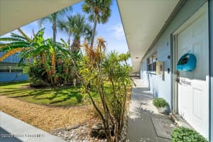 302 Lincoln Avenue, Cape Canaveral, FL 32920 - MLS#1053227