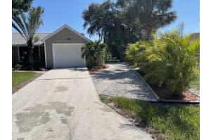 399 Epping Court, Palm Bay, FL 32907 - MLS#1053260