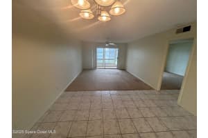 2135 Courtenay Parkway, Merritt Island, FL 32953 - MLS#1053349