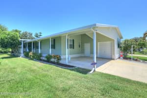 1068 Wren Circle, Barefoot Bay, FL 32976 - MLS#1053412