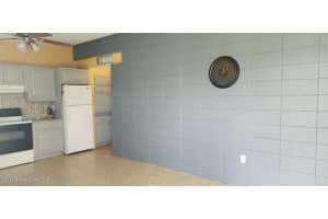 123 Roosevelt Avenue, Cocoa Beach, FL 32931 - MLS#1053593