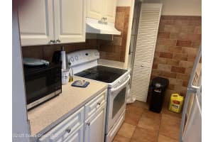 1300 Arlington Lane, Palm Bay, FL 32905 - MLS#1053643