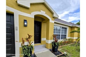 1662 Tigard Street, Palm Bay, FL 32909 - MLS#1053790