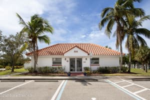 801 Del Rio Way, Merritt Island, FL 32953 - MLS#1053940