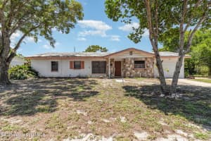 198 Magnolia Avenue, Melbourne, FL 32935 Sold 10/17/25
