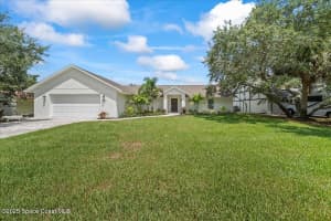 2060 Newfound Harbor Drive, Merritt Island, FL 32952 - MLS#1054273