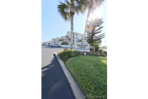 250 Sykes Creek Parkway, Merritt Island, FL 32952 Sold 09/16/25