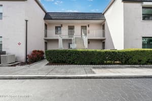 2727 Wickham Road, Melbourne, FL 32935 - MLS#1054285