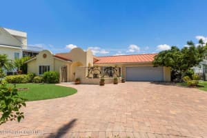 811 Arlington Road, Palmetto, FL 34221 - MLS#1054349