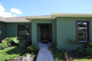 950 Douglas Street, Palm Bay, FL 32909 - MLS#1054443