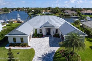 1806 Mooringline Drive, Vero Beach, FL 32963 - MLS#1054471