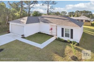 982 Pyracantha Street, Palm Bay, FL 32907 - MLS#1054527