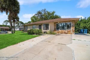 107 Mayfair Street, Palm Bay, FL 32909 - MLS#1054882