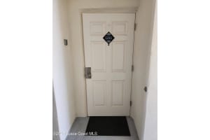 8600 Ridgewood Avenue, Cape Canaveral, FL 32920 Sold 12/26/25