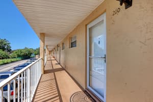 2135 Courtenay Parkway, Merritt Island, FL 32953 Sold 10/16/25