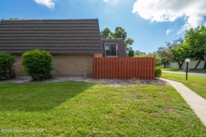 4016 Vista Oaks Circle, Palm Bay, FL 32905 - MLS#1054941