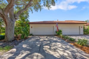 709 Parkside Place 709 Place, Indian Harbour Beach, FL 32937 - MLS#1054992