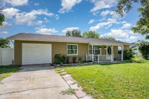 616 Tallwood Circle, Melbourne, FL 32904 - MLS#1055043