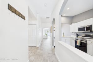 1010 Luminary Circle, Melbourne, FL 32901 - MLS#1055102