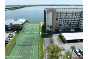 200 Sykes Creek Parkway, Merritt Island, FL 32952 - MLS#1055194