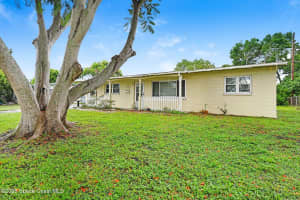 1609 Holland Street, Melbourne, FL 32935 - MLS#1055262