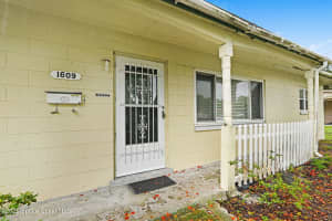 1609 Holland Street, Melbourne, FL 32935 - MLS#1055262