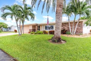 425 Sparrow Drive, Satellite Beach, FL 32937 - MLS#1055354
