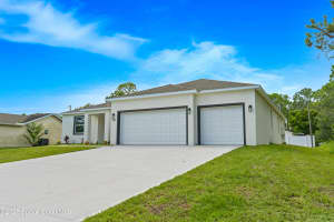 930 Hammacher Avenue, Palm Bay, FL 32908 - MLS#1055415