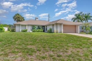 2173 Granville Street, Palm Bay, FL 32907 - MLS#1055499