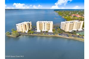 500 Sail Lane, Merritt Island, FL 32953 - MLS#1055524