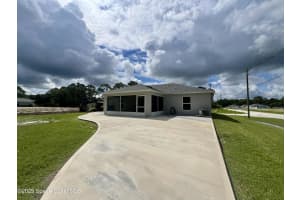 499 Oakleaf Street, Palm Bay, FL 32908 - MLS#1055535