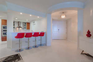 923 22nd Place, Vero Beach, FL 32960 - MLS#1055637