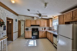 27 Utide Court, Palm Coast, FL 32164 - MLS#1055647