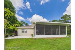 1066 Laconia Street, Sebastian, FL 32958 - MLS#1055660