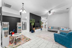 301 Wishing Well Circle, Palm Bay, FL 32908 - MLS#1055705