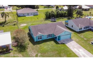 9156 101st Avenue, Vero Beach, FL 32967 - MLS#1056011