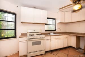 103 Pelican Drive, Melbourne Beach, FL 32951 Sold 11/24/25