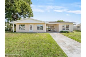 2337 Lakeview Drive, Melbourne, Fl 32935, Melbourne