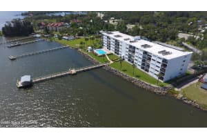 3901 Dixie Highway, Palm Bay, FL 32905 - MLS#1056322