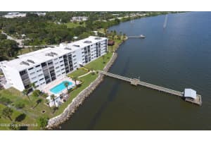 3901 Dixie Highway, Palm Bay, FL 32905 - MLS#1056322