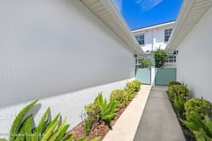 290 Paradise Boulevard, Indialantic, FL 32903 Sold 11/06/25